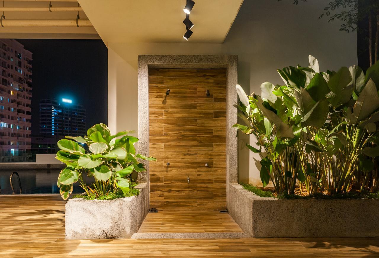 Lazy Traveler'S Suite By D Imperio Homestay George Town Exterior foto